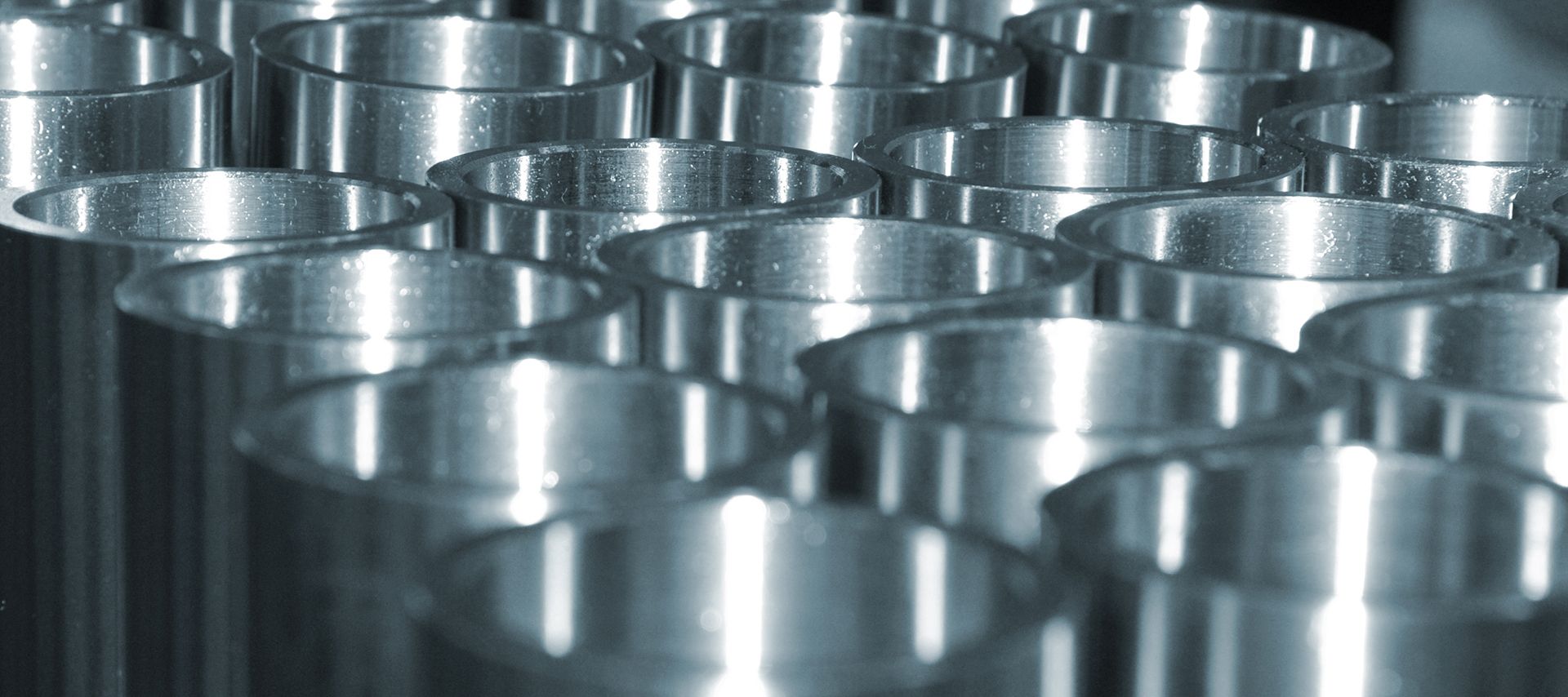 steel-pipes-put-together